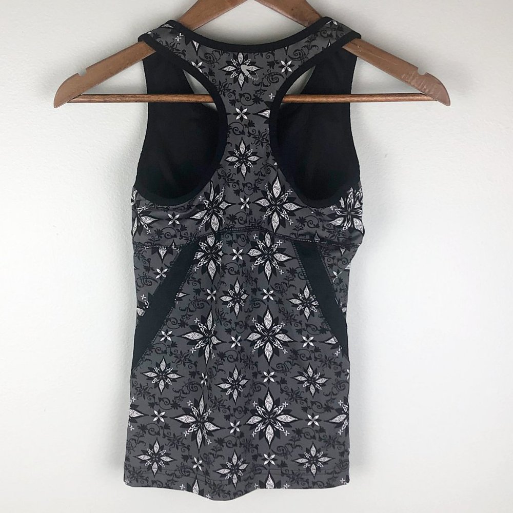 $10 CLEARANCE! Tek Gear Printed Shelf Bra Racerback Tank - Picture 4 of 5